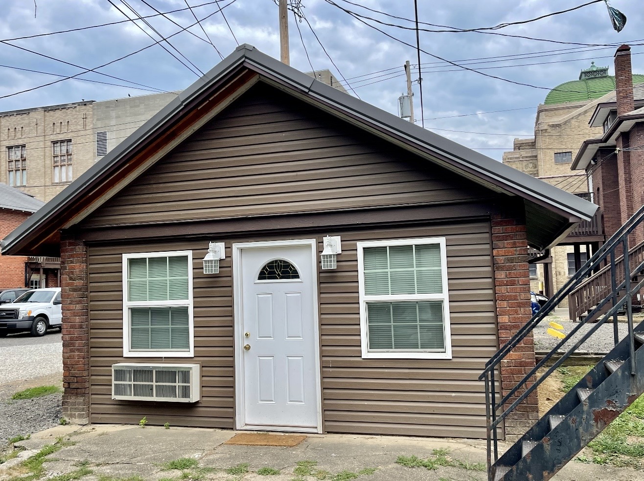 Property main image